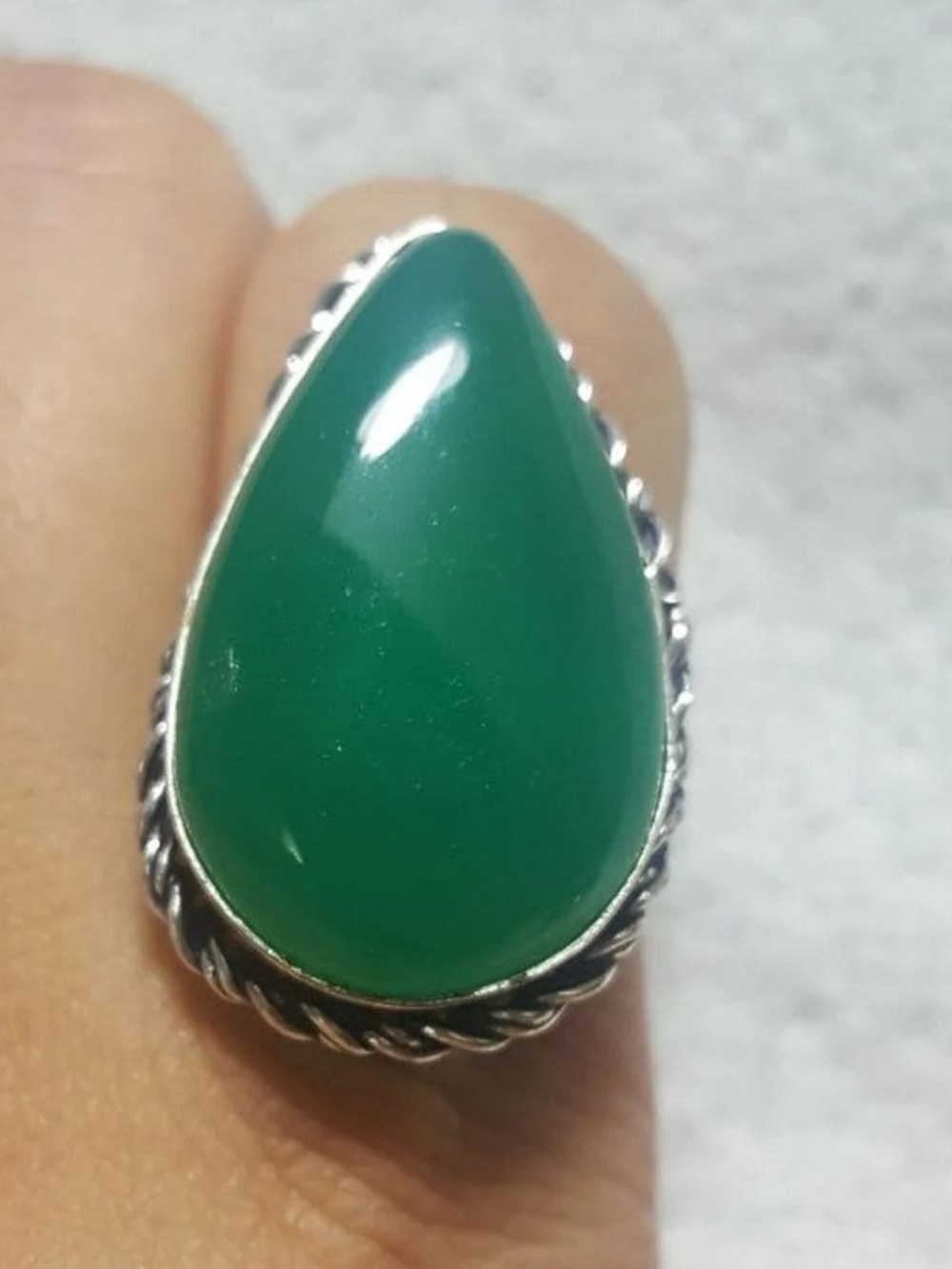 Teardrop Green Onyx Stone Ring in Silver-Tone Setting - Women Jewelry